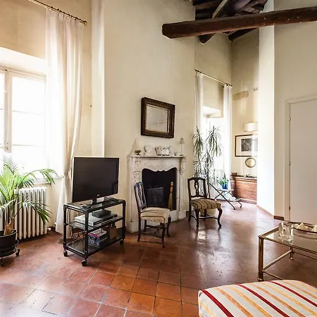 Sui Tetti Apartment *